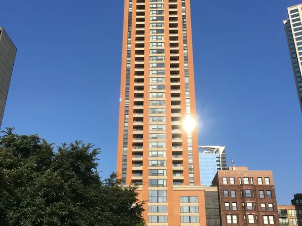 1160 S Michigan Ave APT 1406, Chicago, IL 60605