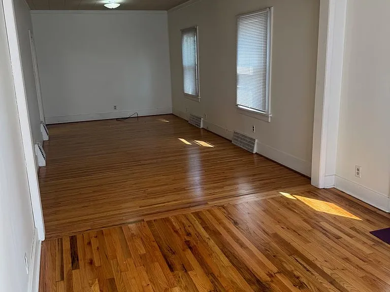 4248 Vine St — Photo 2