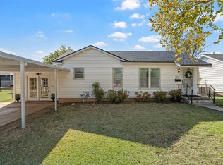 1011 Pierce St, Mc Gregor, TX 76657