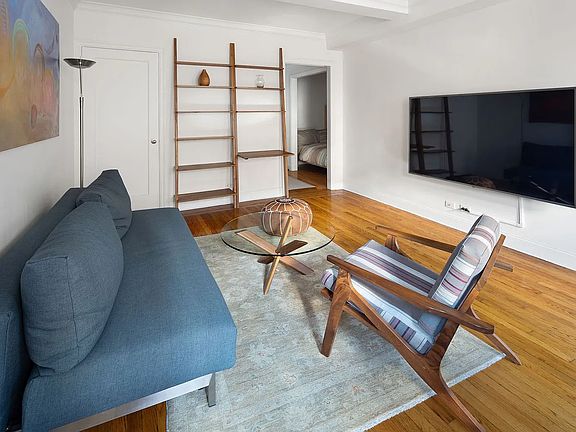 3rd image of 340 W 57th St APT 9H