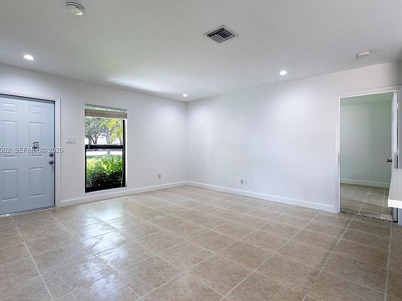 4th image of 11531 SW 109th Rd #19Z