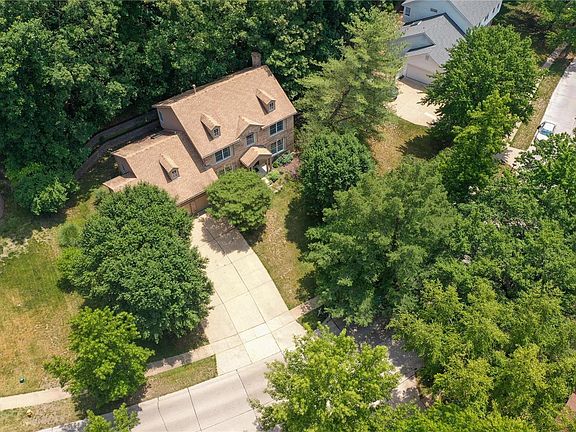 3rd image of 416 Thunderhead Canyon Dr