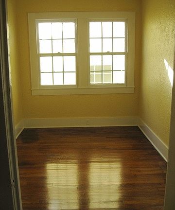 4th image of 214 Funston Pl APT 4