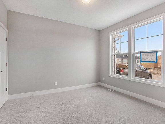 5th image of 17037 Clayton Dr