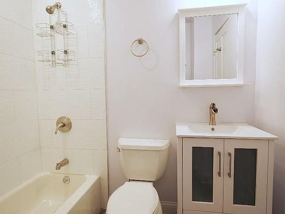 4th image of 4344 N Western Ave #2