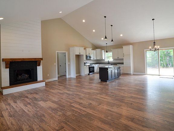 5th image of 2638 Covington Cir Lot 33