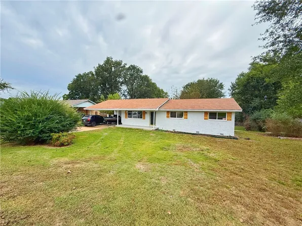 309 E Date St, Russellville, AR 72802