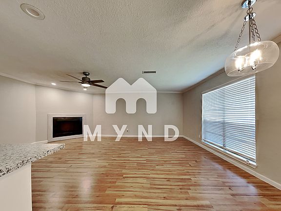 3rd image of 5102 Shadowridge Dr