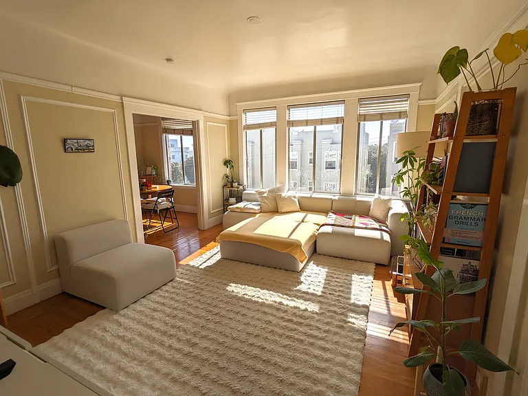 550 Lake St #304 — Photo 1