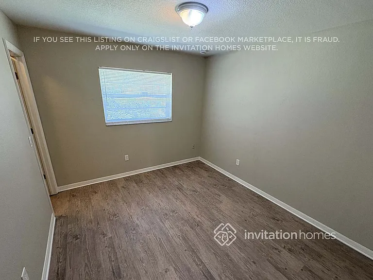 469 Dorchester St — Photo 9