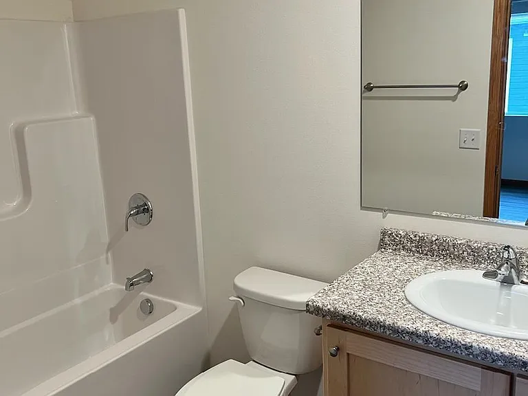 231 Railroad St #109 — Photo 7