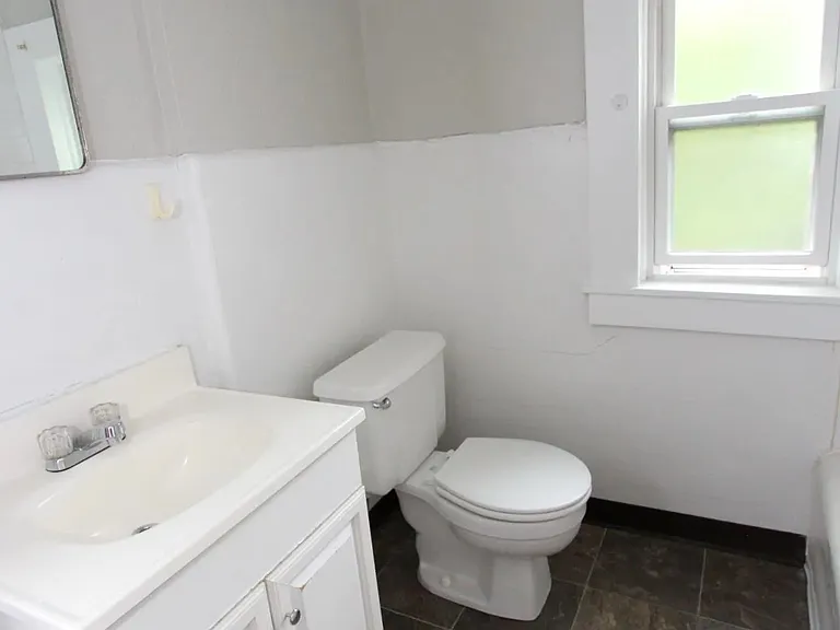 2617 Shady Ave — Photo 7