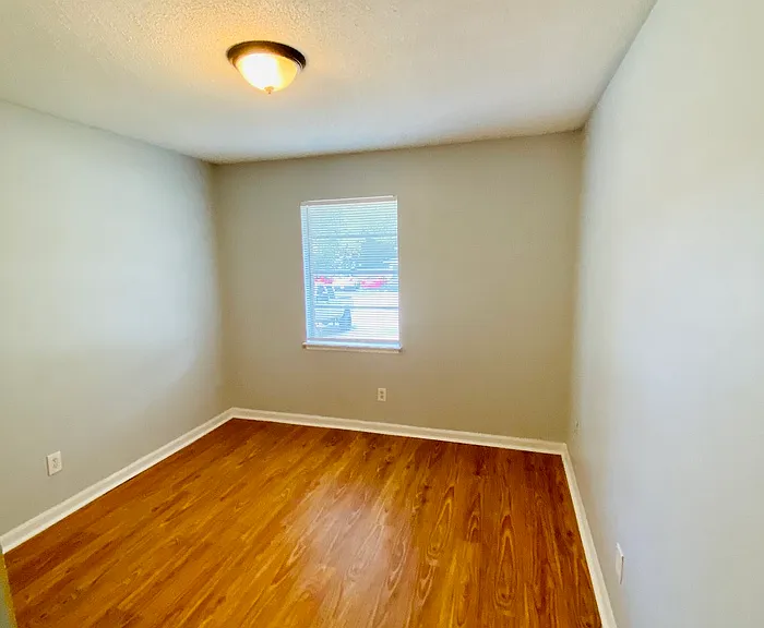 3715 Bluff Wood Dr — Photo 7