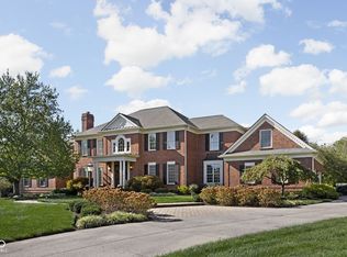 24 Shannon Rd, Zionsville, IN 46077