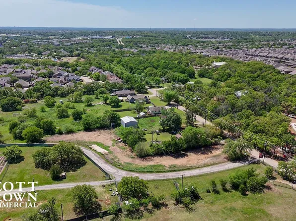 6498 Shiloh Ln, Denton, TX 76208