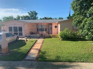 3273 NW 43rd St, Lauderdale Lakes, FL 33309