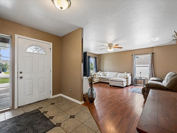 4th image of 206 Jackson Peak Dr
