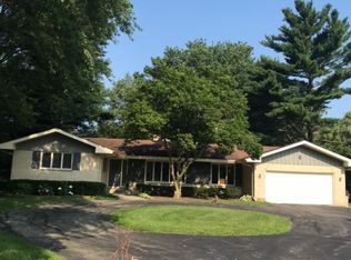 13 Eton Ct, South Barrington, IL 60010