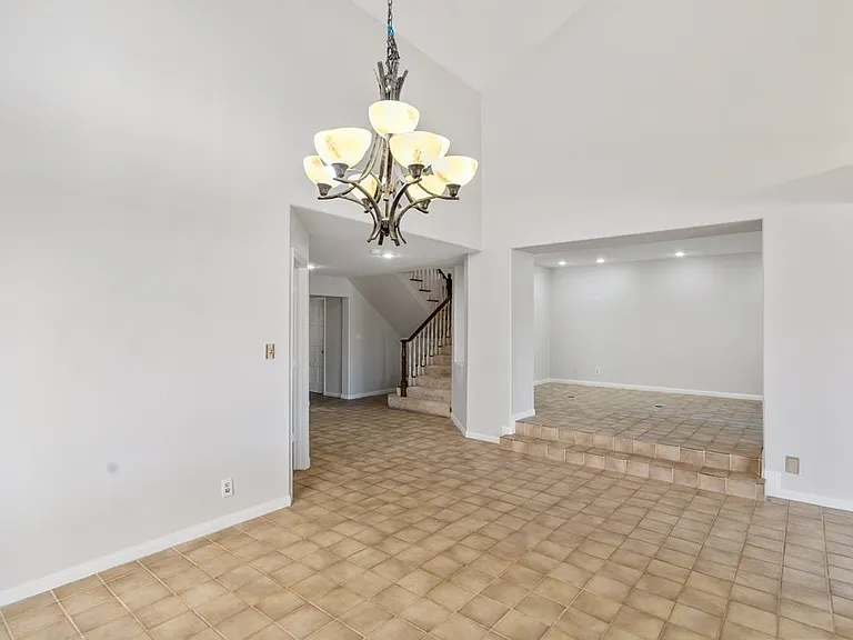 7656 Boca Raton Dr — Photo 10