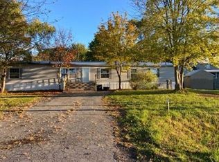 15 Camic Rd, Central Square, NY 13036