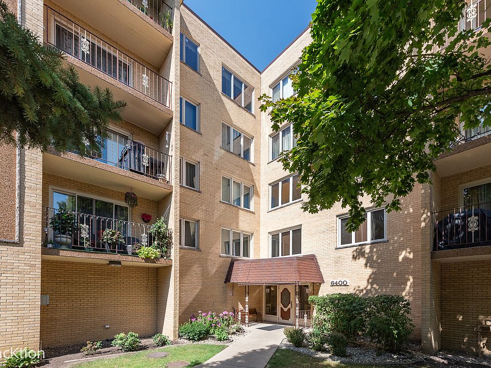 1st image of 6400 W Belle Plaine Ave APT 403