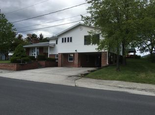 109 Early Ave, Petersburg, WV