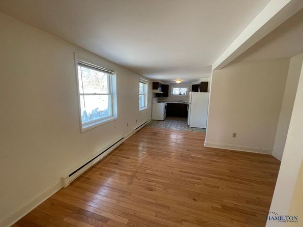 84 W Main St APT 3