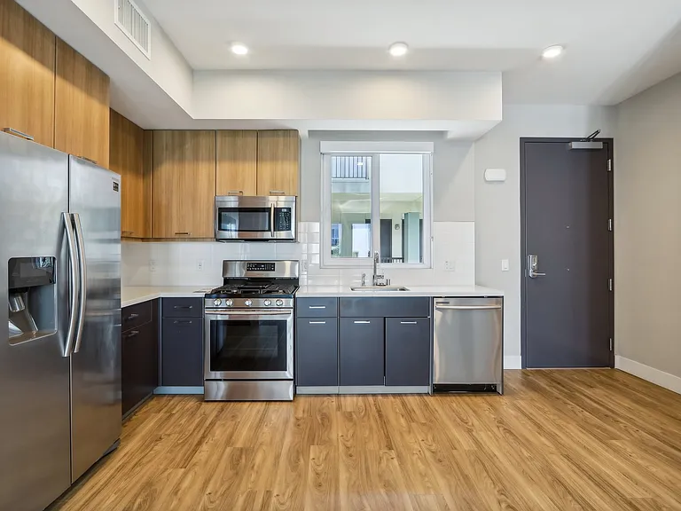 INclave Luxury Apartments — Photo 13