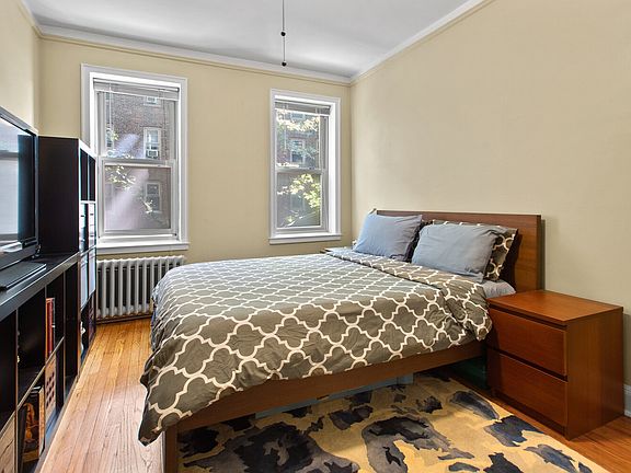 5th image of 48-02 43rd St #3A