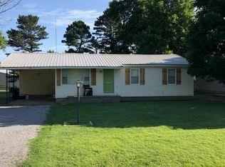 402 Robin Ln, Portageville, MO 63873