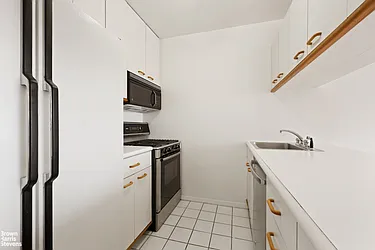 Rented by Brown Harris Stevens