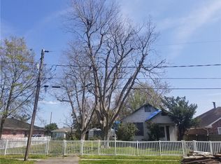 2125 W Beauregard St, Chalmette, LA 70043