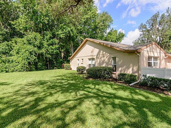 2nd image of 13130 Cypress Hill Dr