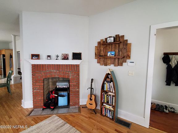 3rd image of 1427 Silver St