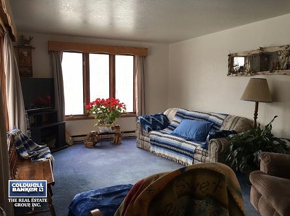 Sun bathed living room