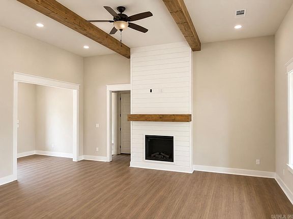 3rd image of 5 Nubarron Ln