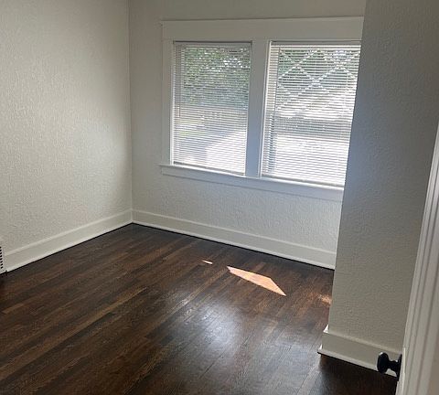 2nd image of 3531 Benton Blvd
