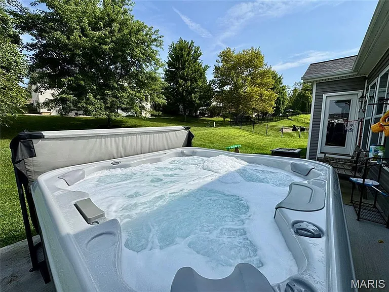 315 Star Ln — Photo 26
