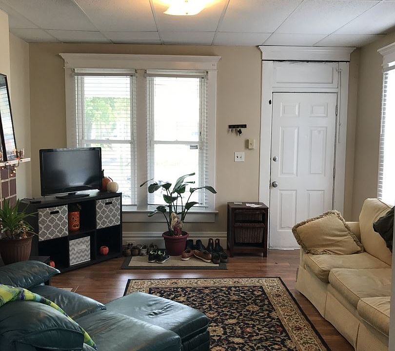 1st image of 301 E 14th Ave