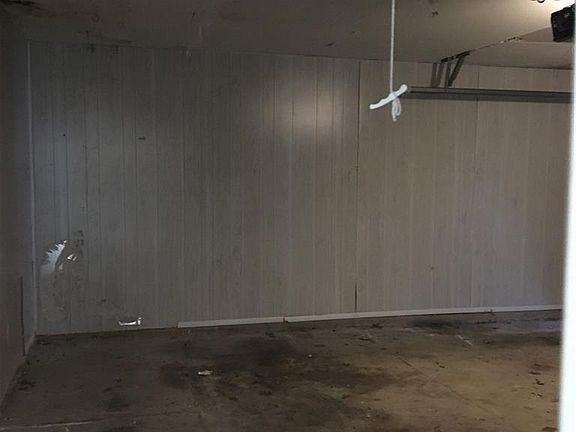 5th image of 909 Stonetrail Dr