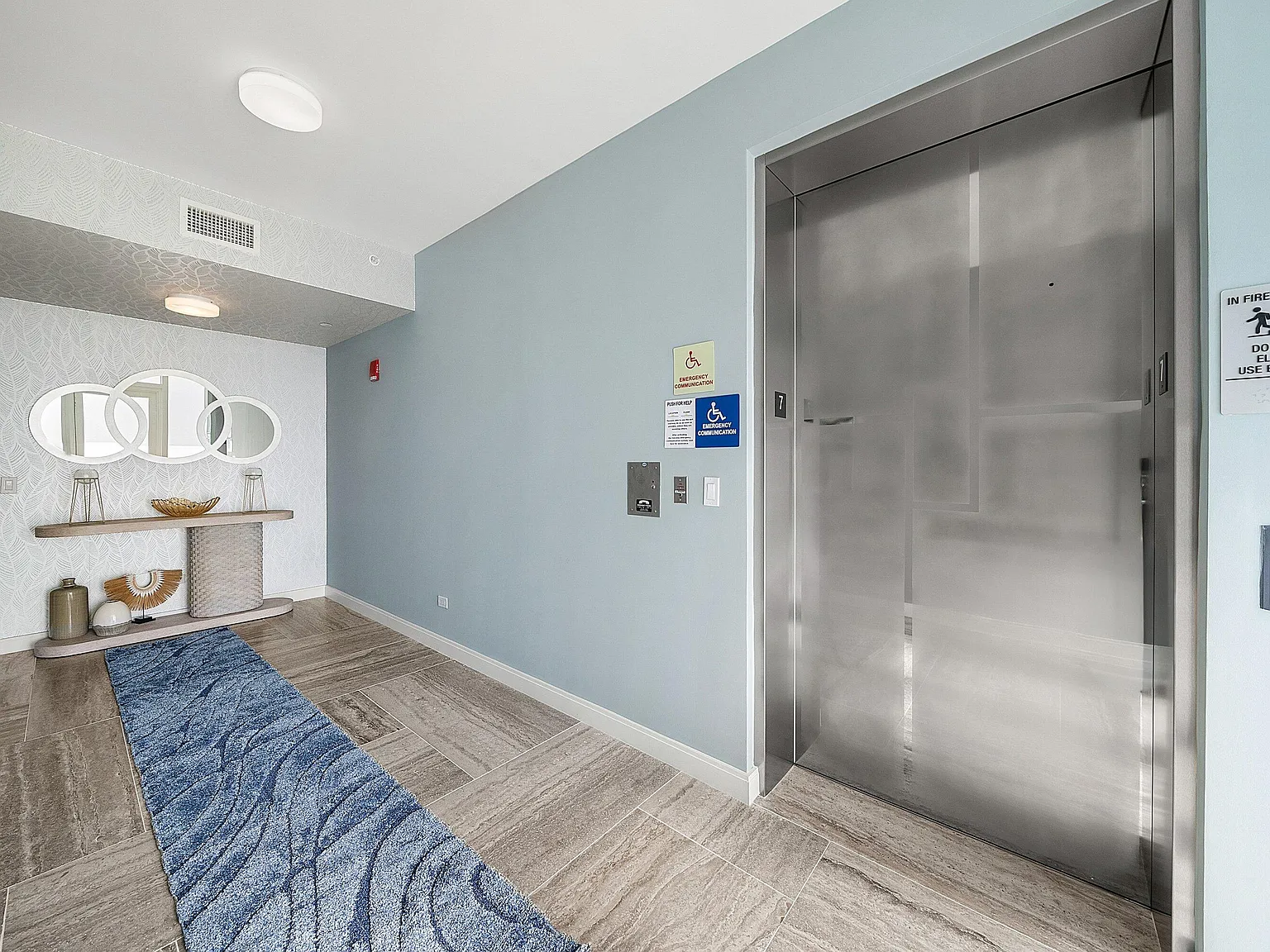 3 bed, 3.0 bath, 2743 sqft, $45,000 — Photo 2