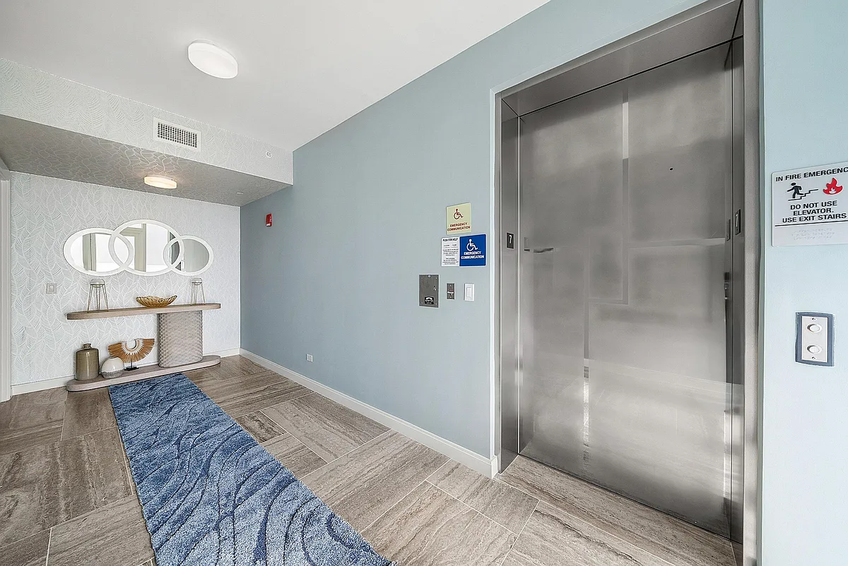 Building Photo - 3550 S Ocean Blvd #7C