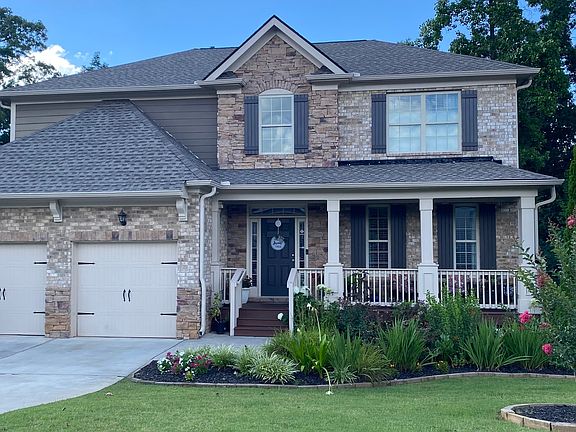 2nd image of 1320 Newbridge Cir