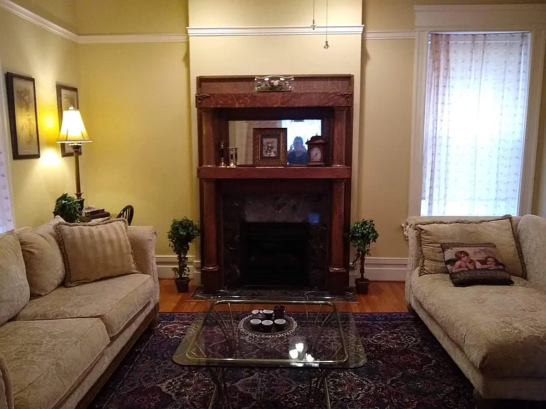 905 Jefferson St — Photo 4