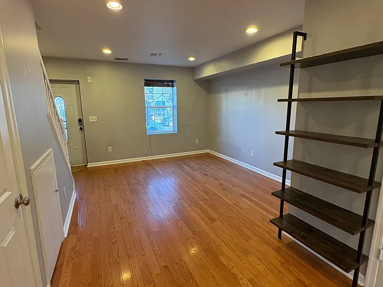 756 18th St NE — Photo 39