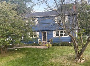 145 Perry Rd, Hamden, CT 06514