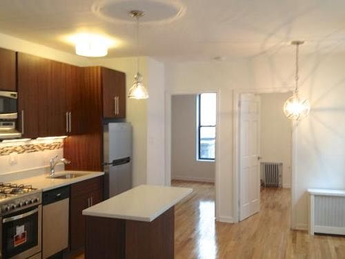 3rd image of 359 W 22nd St APT 4