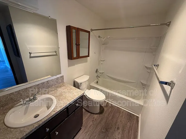 417 SW 155th St #4 — Photo 8