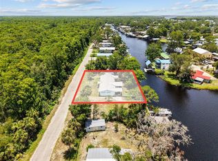 306 SE 256th St, Suwannee, FL 32692