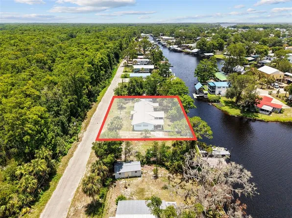 306 SE 256th St, Suwannee, FL 32692